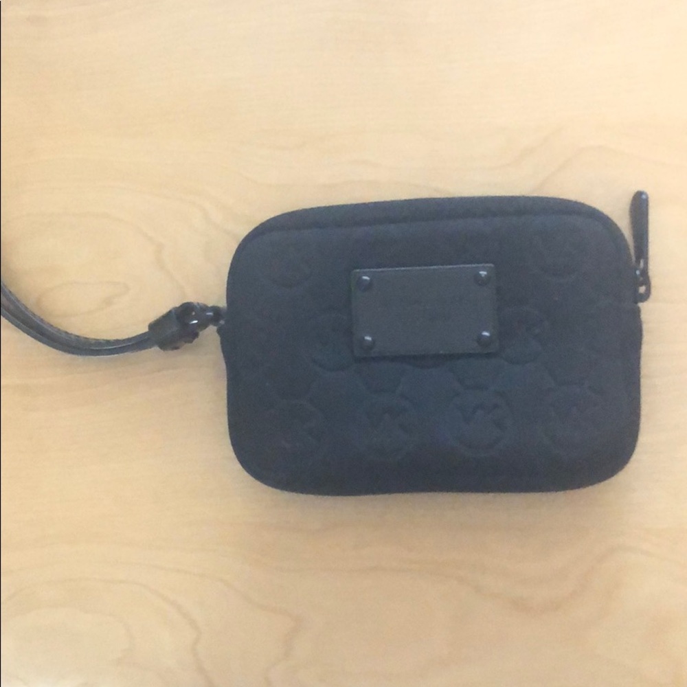 Wristlet